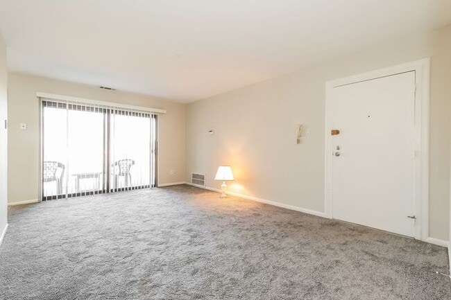 Photo - 25 Kings Ct Apartment