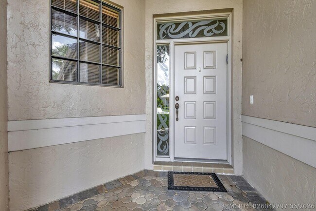 Foto del edificio - 4528 Barclay Fair Way