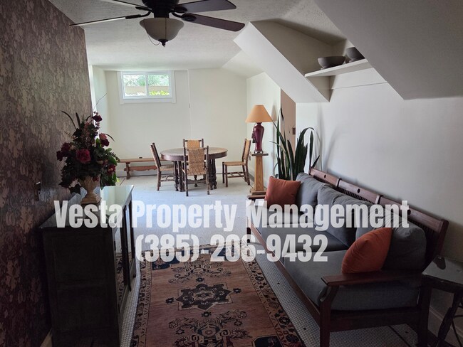 Building Photo - 2583 Brinker Ave