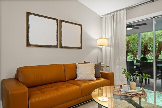 Foto del edificio - 6960 Stetson St Cir