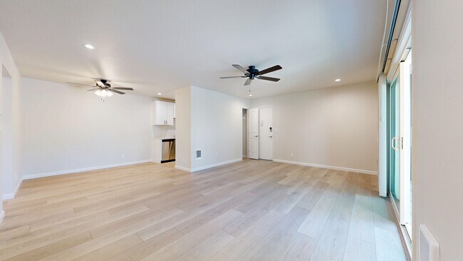Building Photo - 401 Ignacio Blvd