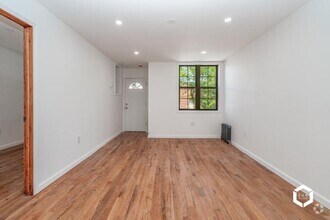 Building Photo - 93-04 177th St