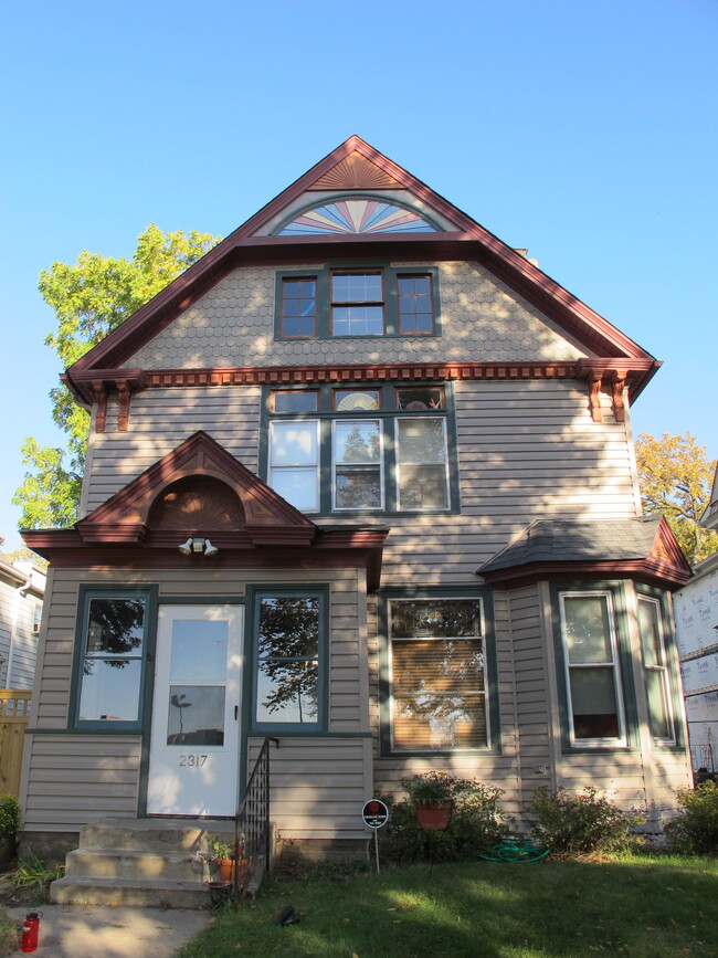 Building Photo - 2317 Polk St NE