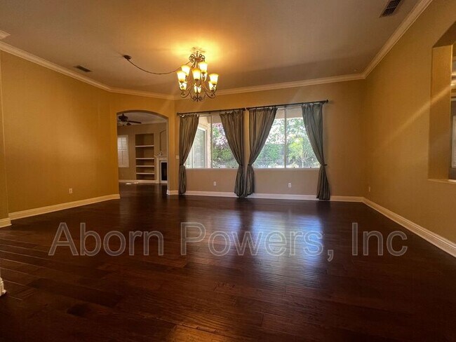 Foto del edificio - 3629 Walker Park Dr