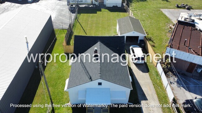 Foto del edificio - 2 Bed 1 Bath House in Washington Local Sch...