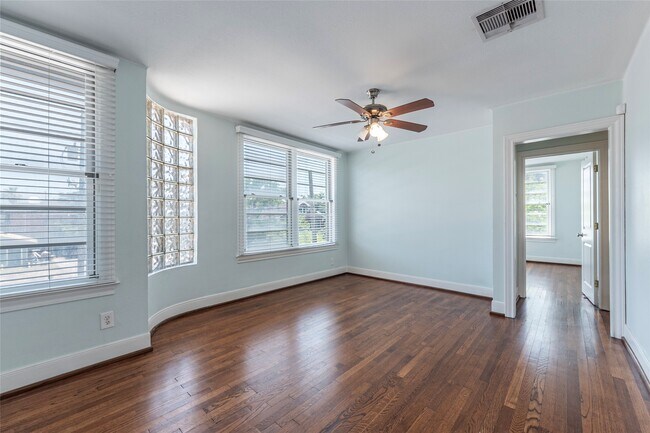 Foto del edificio - 1413 23rd Street Rear