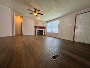 Building Photo - 13092 Enchanted Vista