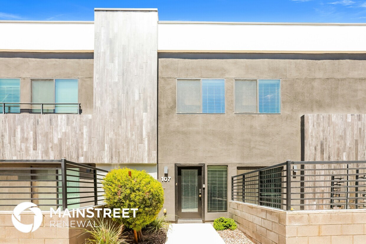 Foto principal - 1119 S Stapley Dr