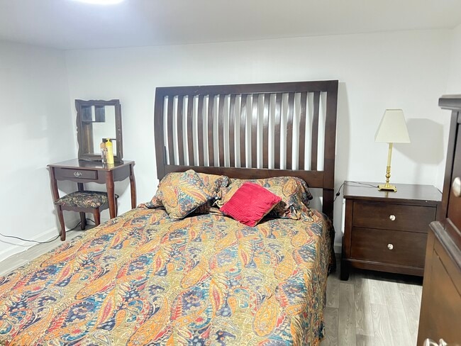 Foto del edificio - 1240 Landon Rd