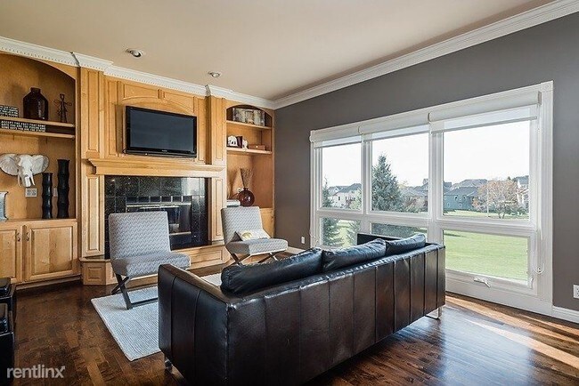 Foto del edificio - 4 br, 5 bath House - 1325 South 72nd Street