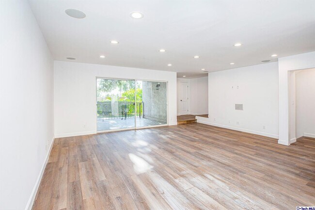 Foto del edificio - 7773 Via Ronaldo