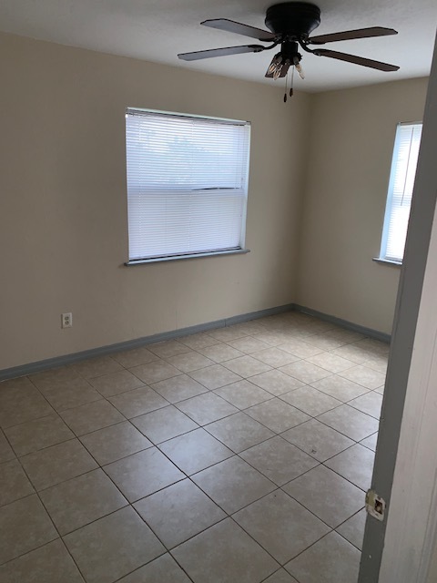 Building Photo - 132 Palm Dr