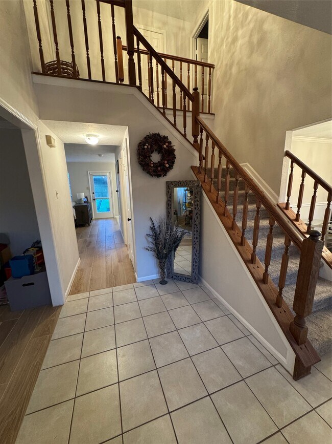 Foto del edificio - 14218 Redbud Valley Trail