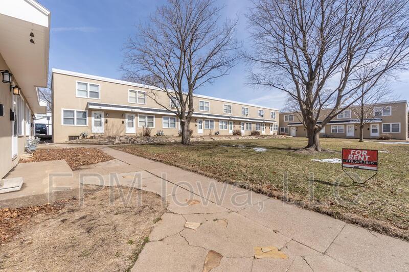Primary Photo - 257 Madison St
