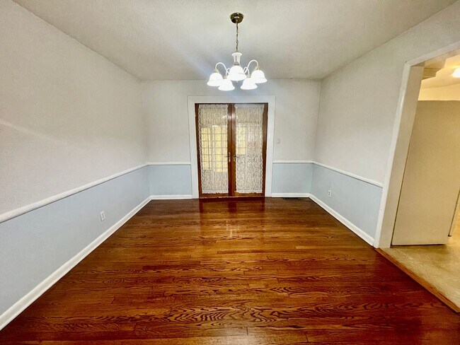 Foto del edificio - 1805 S Valley Rd Ave