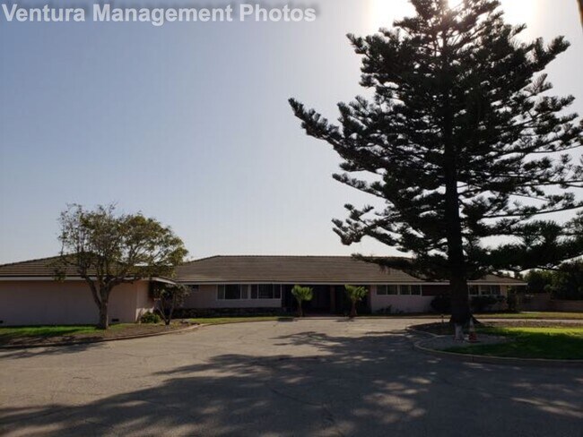 Building Photo - 4710 E Hueneme Rd