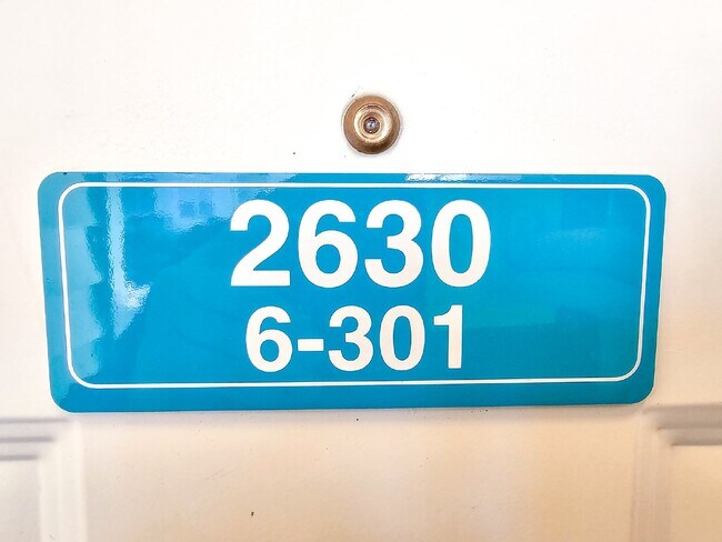 Foto del edificio - Coming Soon! Cozy top floor 2 Bed, 2 Bath ...