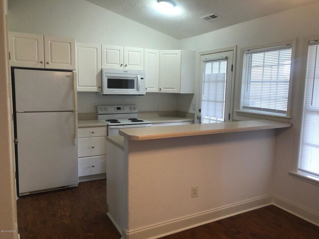 Foto del edificio - 102 John Ct