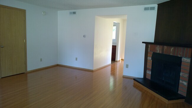 Foto del edificio - 14601 NE 3rd St