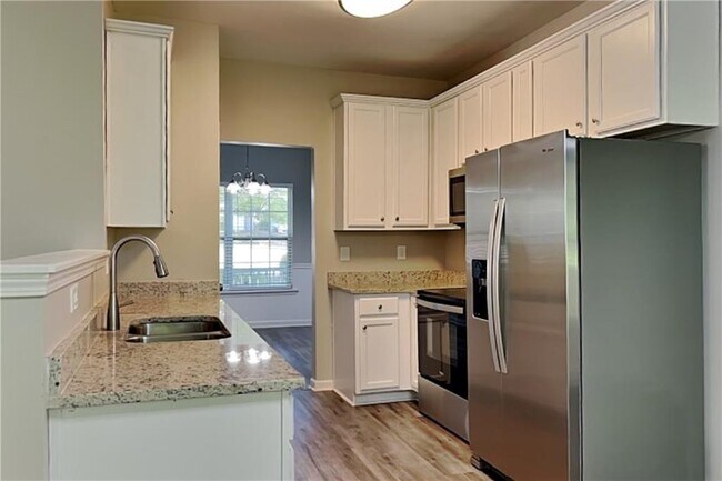 Foto del edificio - 351 Jenna Ln