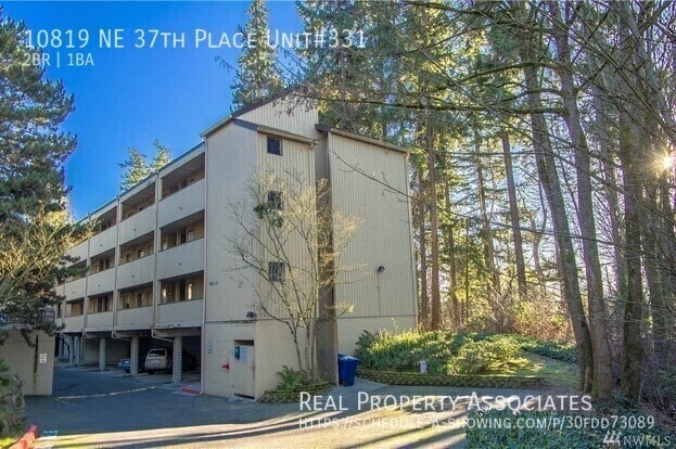 Photo - 10819 NE 37th Pl House