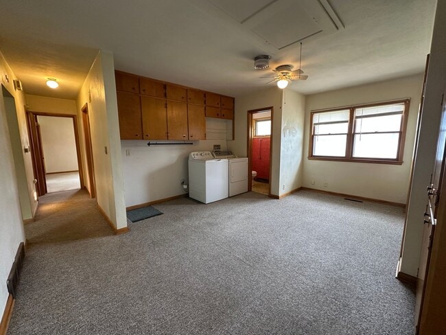 Foto del edificio - 2 bedroom ranch near stadium $1095