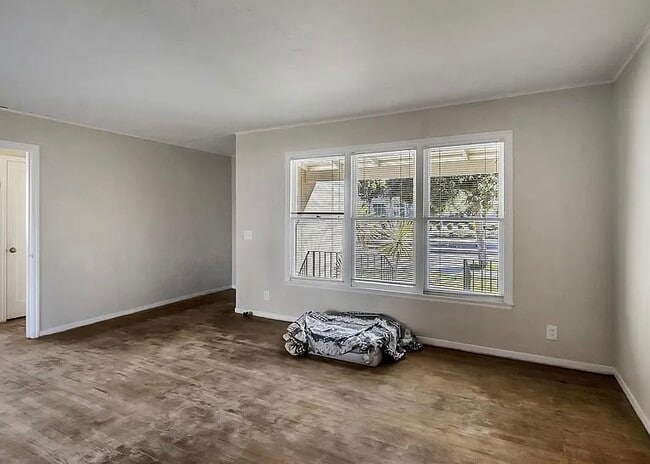 Foto del edificio - SINGLE FAMILY HOME