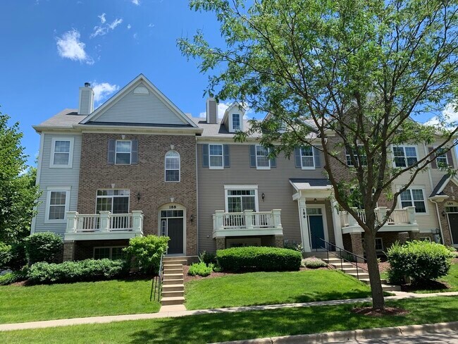Building Photo - 188 Goldenhill St