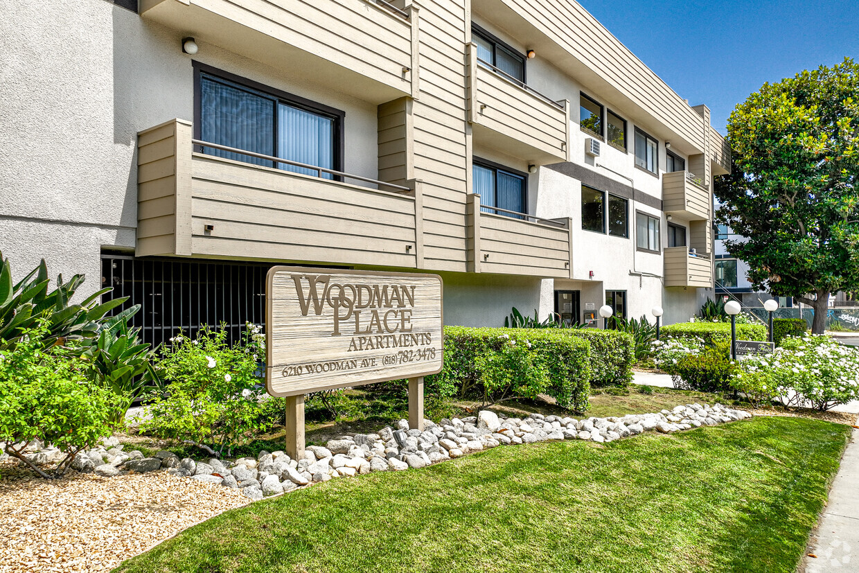 Foto principal - Woodman Place Apartments