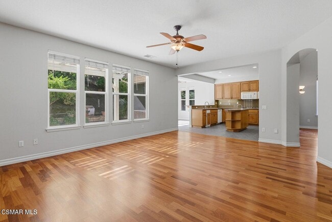 Building Photo - 1775 Red Robin Pl