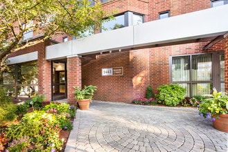 Building Photo - 1443 Beacon