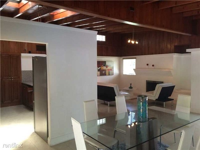 Foto del edificio - 7701 SW 118th St