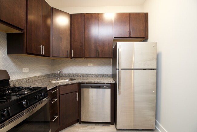 Foto del edificio - 4828 N Damen Ave