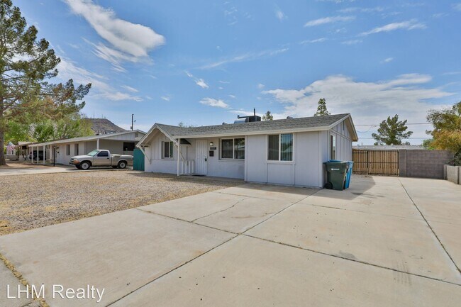 Foto del edificio - 3 br, 2 bath House - 2217 W Laurel Ln