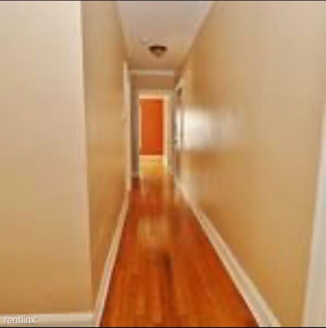Foto del edificio - 3 br, 1 bath Apartment - 7511 S Ridgeland Ave