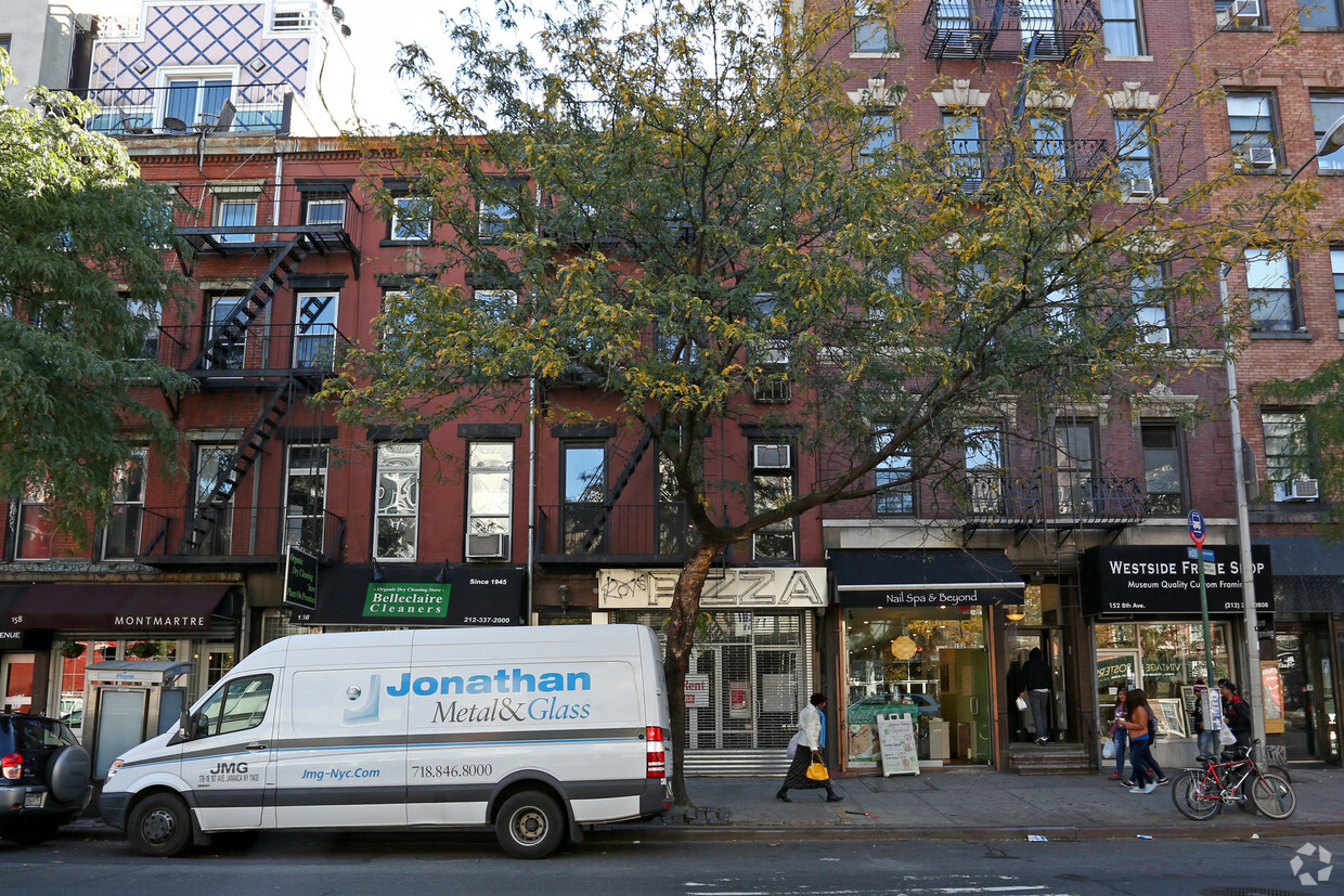 Building Photo - 154 Eighth Ave