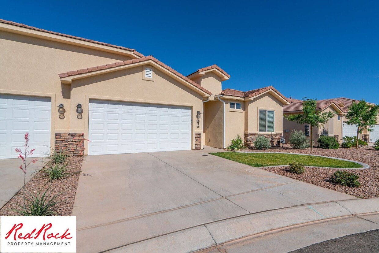 Primary Photo - 2 Bedroom Townhome in Sky Ridge, Hurricane