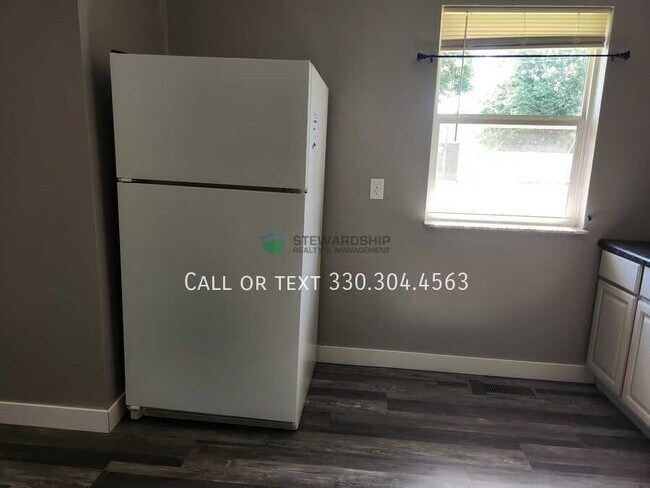Foto del edificio - 15257 Lincoln Way W