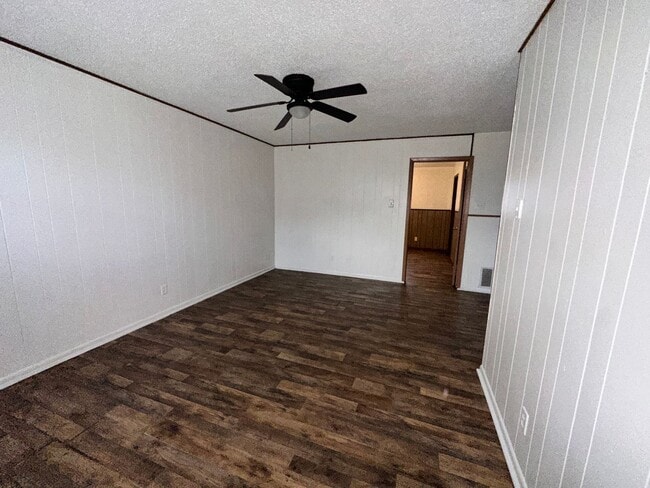 Foto del edificio - Bundrant Apartments