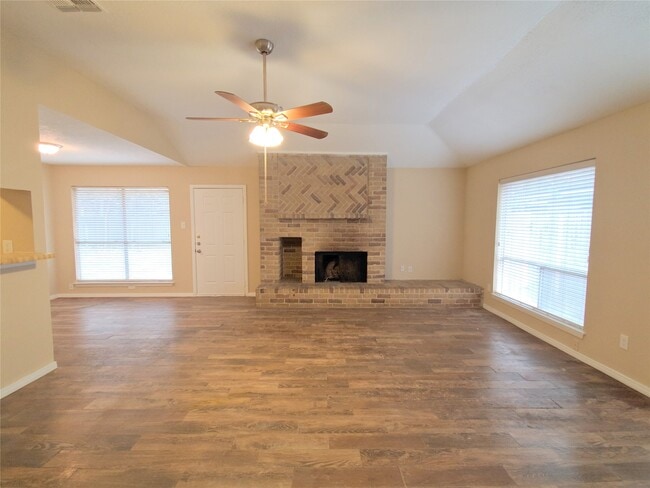 Building Photo - 4410 Dawn Creek Ln