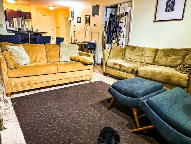 Foto del edificio - The Metropolitan