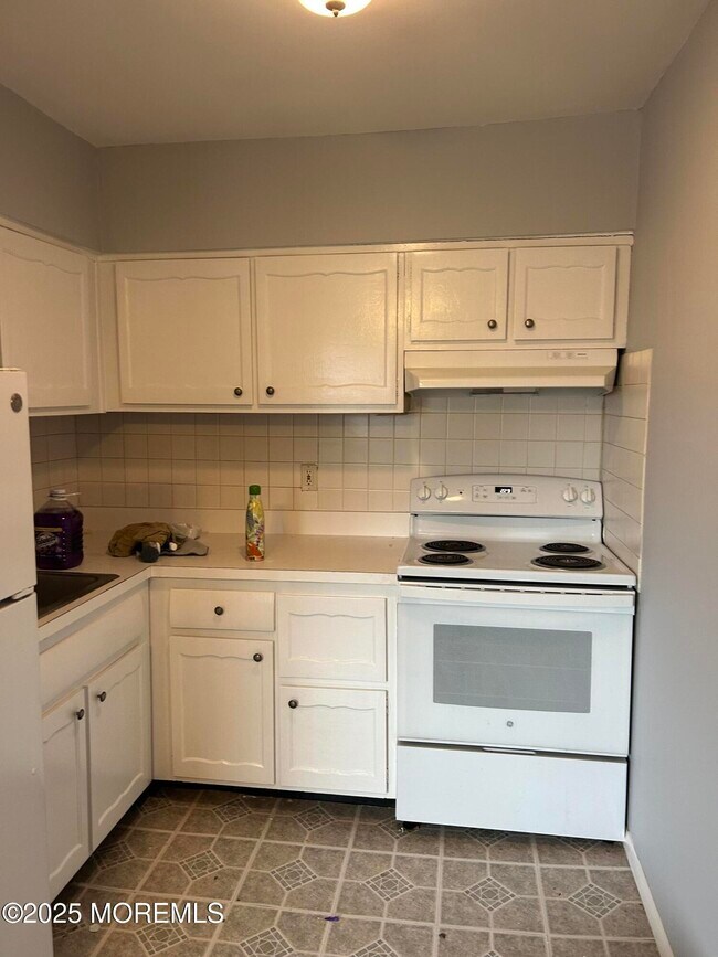 Foto del edificio - 240 S Lincoln Ave