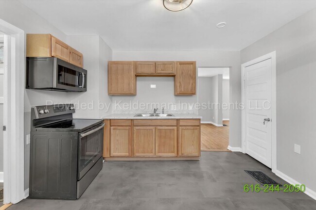 Foto del edificio - 801 Prospect Ave SE