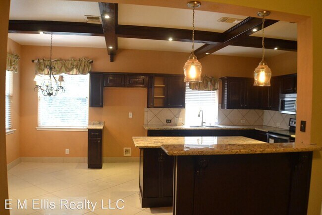 Foto del edificio - 4 br, 3 bath House - 12360 Hart Crest