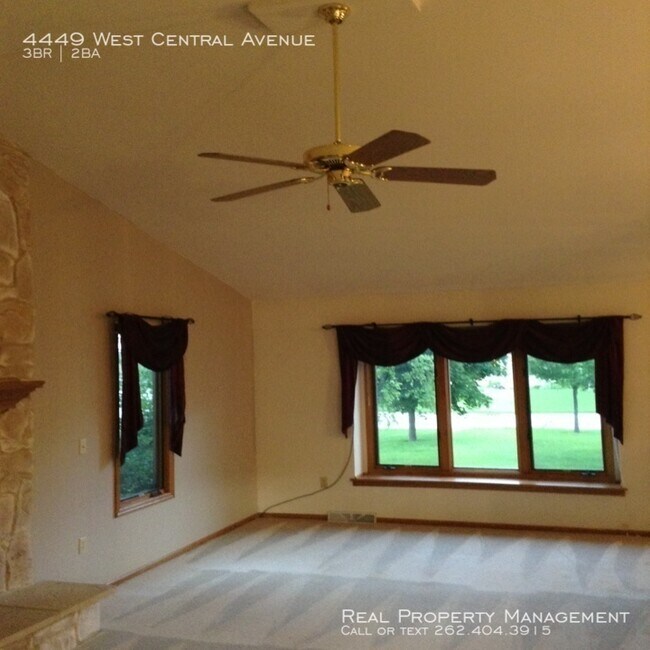 Building Photo - Welcome Home! 3BR/2BA Beautiful Ranch