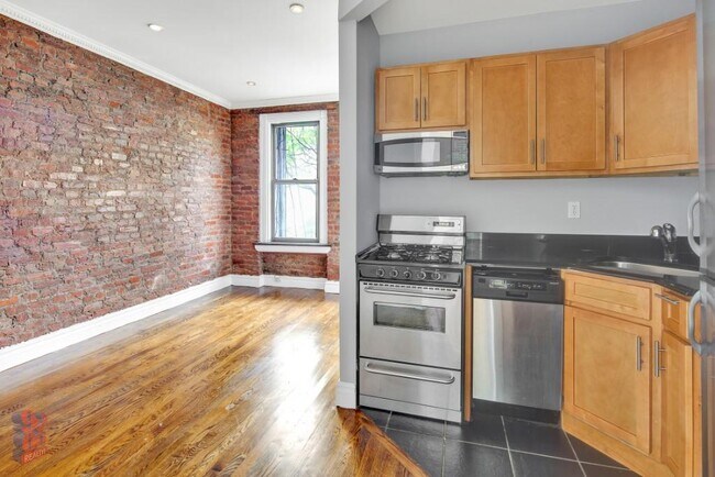 Foto del edificio - 416 E 13th St