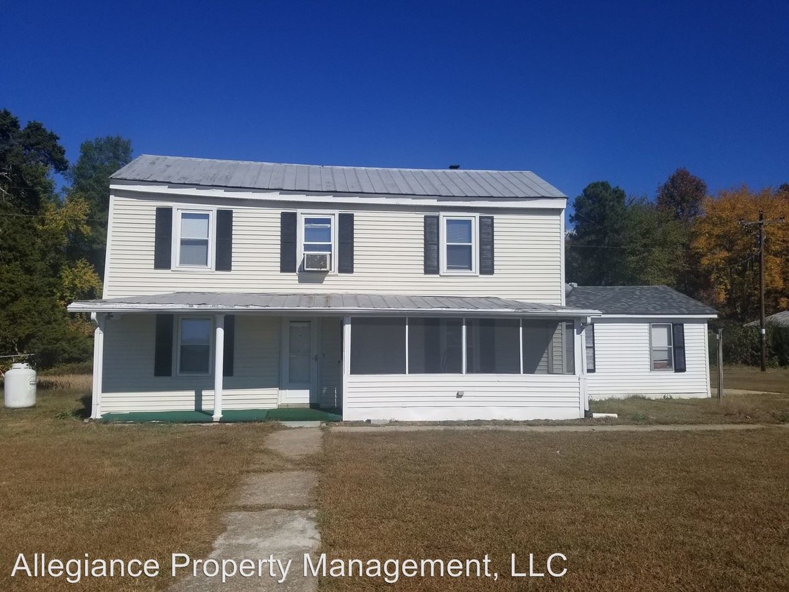Foto principal - 3 br, 2 bath House - 18431 Dawn Blvd