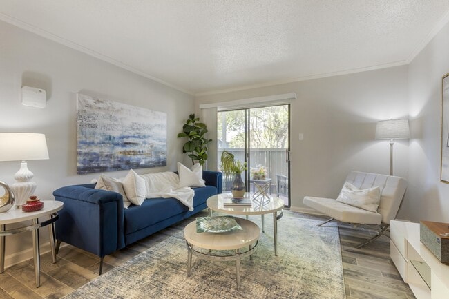 Foto del edificio - Brixton McKinney Apartments