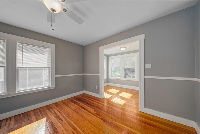 Foto del edificio - 46 Winthrop Ave