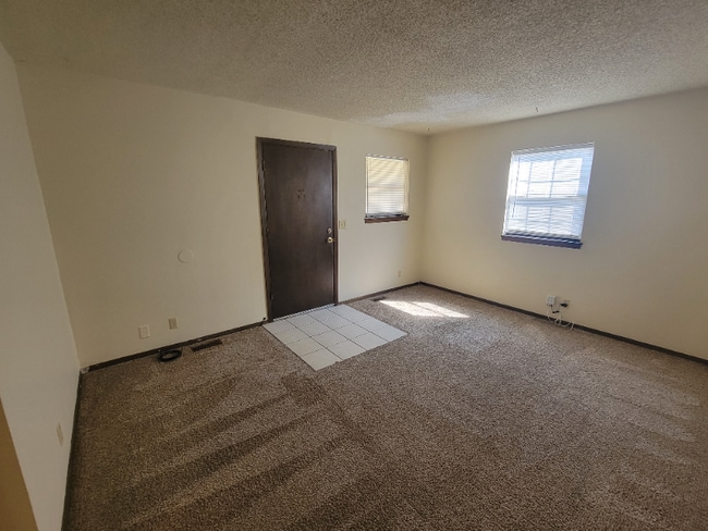 Foto del edificio - 735 S Everett St